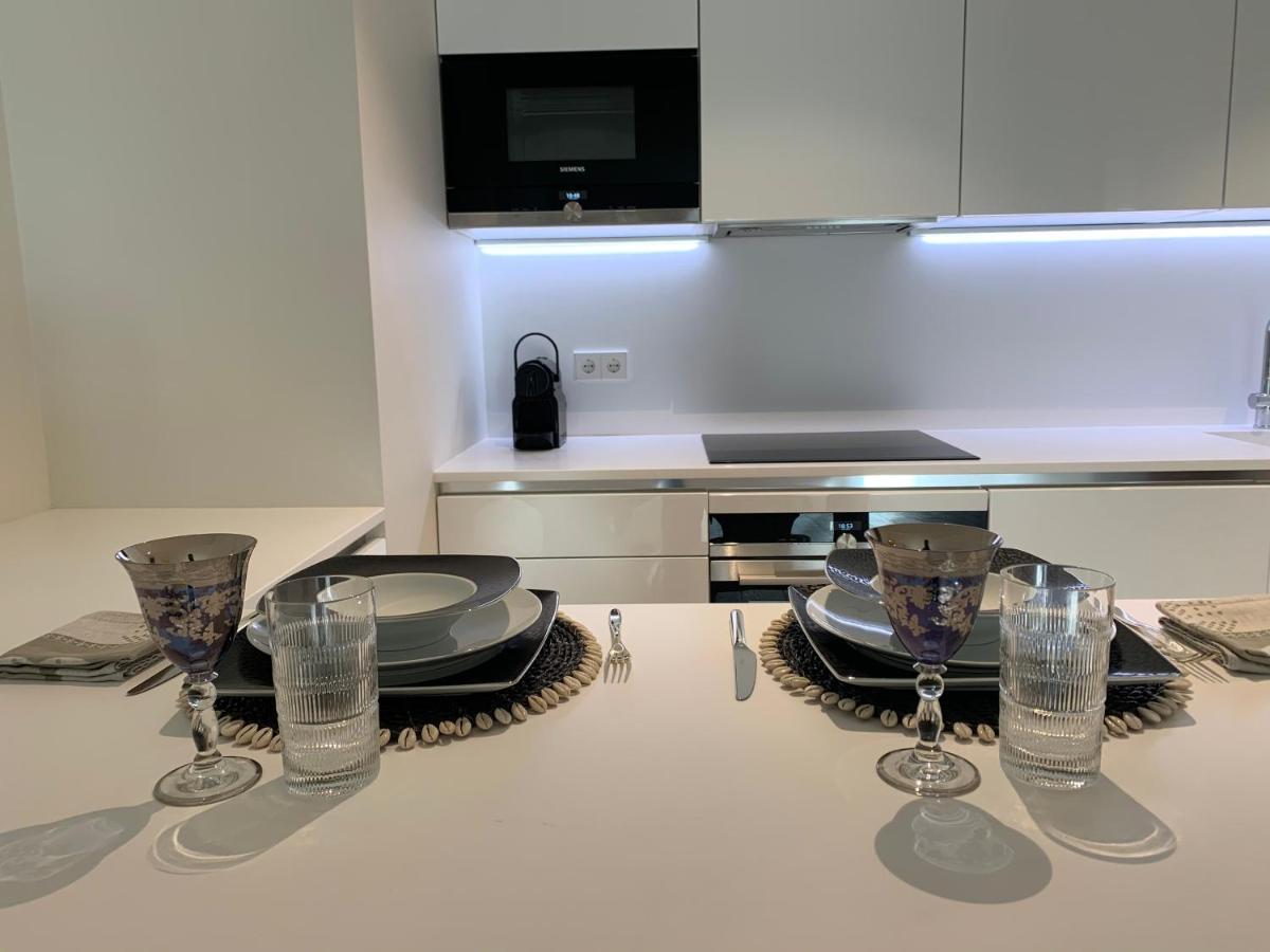 New!! Luxury Avenida Da Liberdade Flat- With Rooftop And Pool * Lissabon